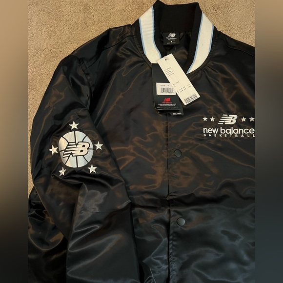 New Balance Hoops Jacket - Picture 6 of 7